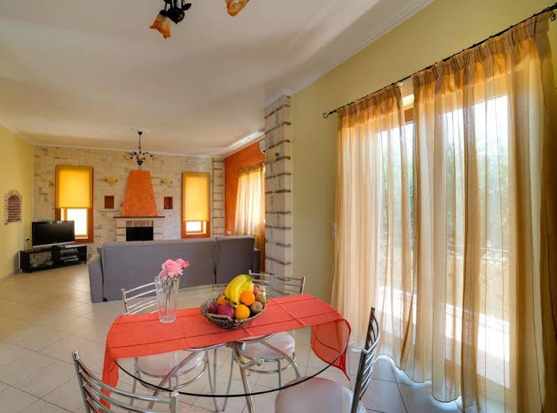 Dreamland Villas Kalamákion Dış mekan fotoğraf